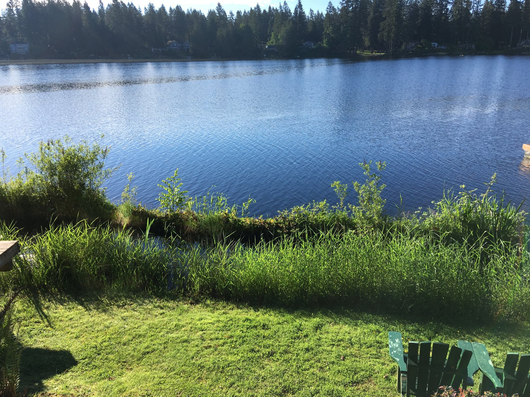 Cottage Lake Bed and Breakfast主图