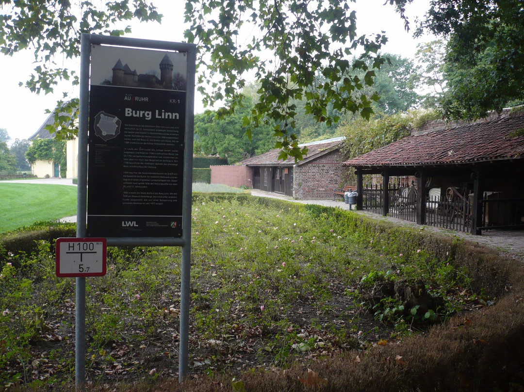 Jagd-Schloss und Burg Linn, in Krefeld.景点图片