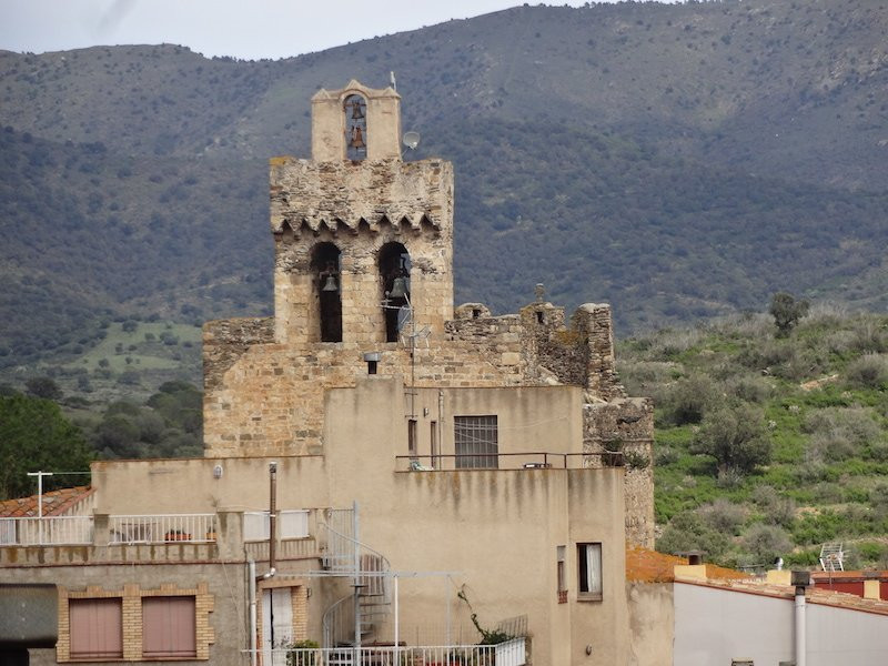 Iglesia de San Julian y Santa Basilisa景点图片
