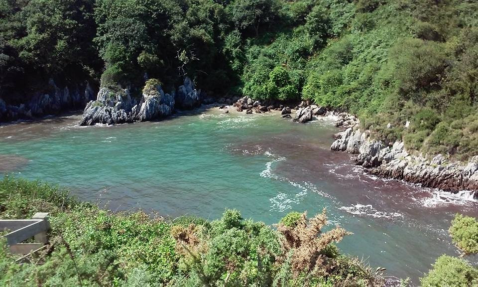 Playa de Berellin-Prellezo必去景点