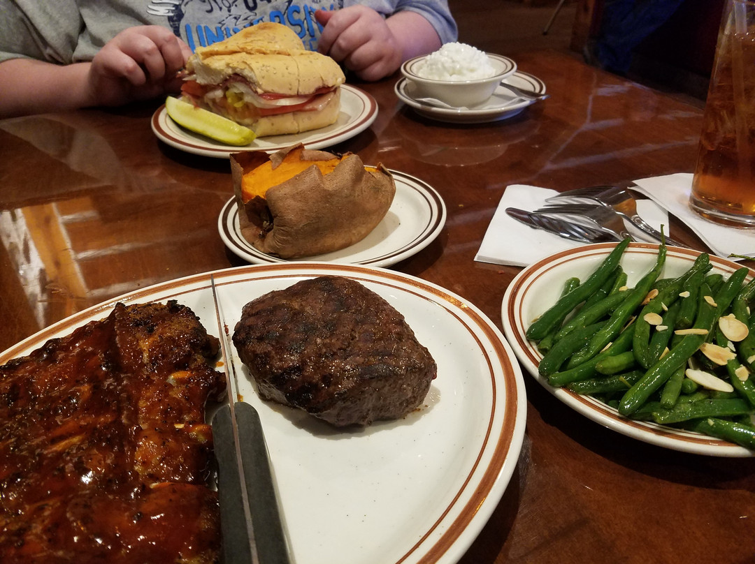 Hickory House Restaurant