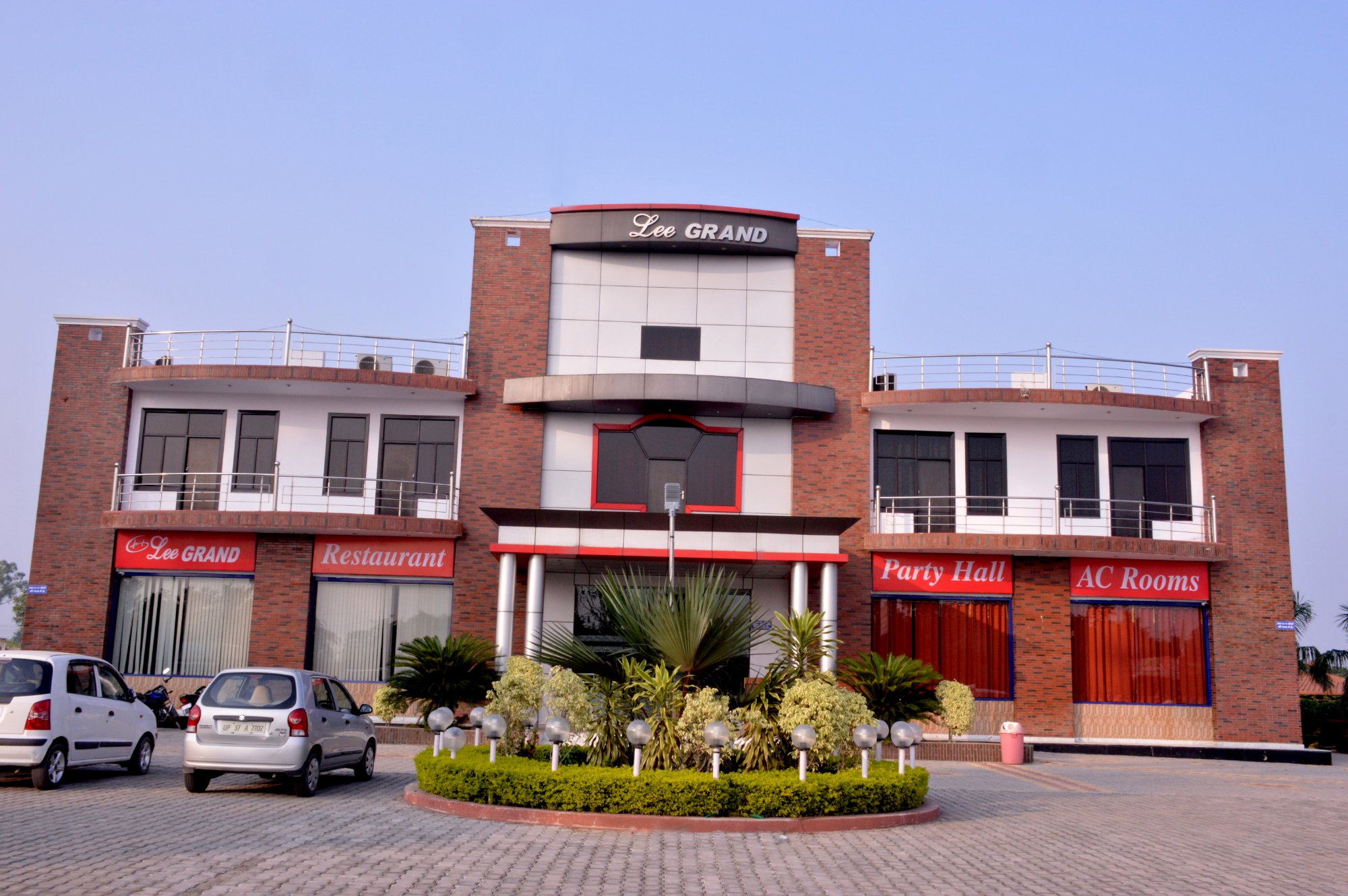 Hotel Lee Grand-官方