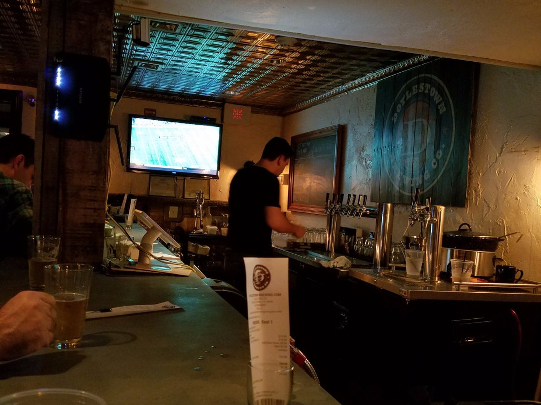 Doylestown Brewing Company - Hops Bar & Grill景点图片