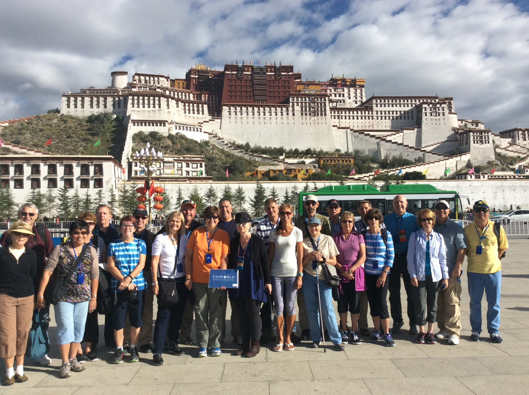 Khadak International Travel Services-拉萨市必去景点