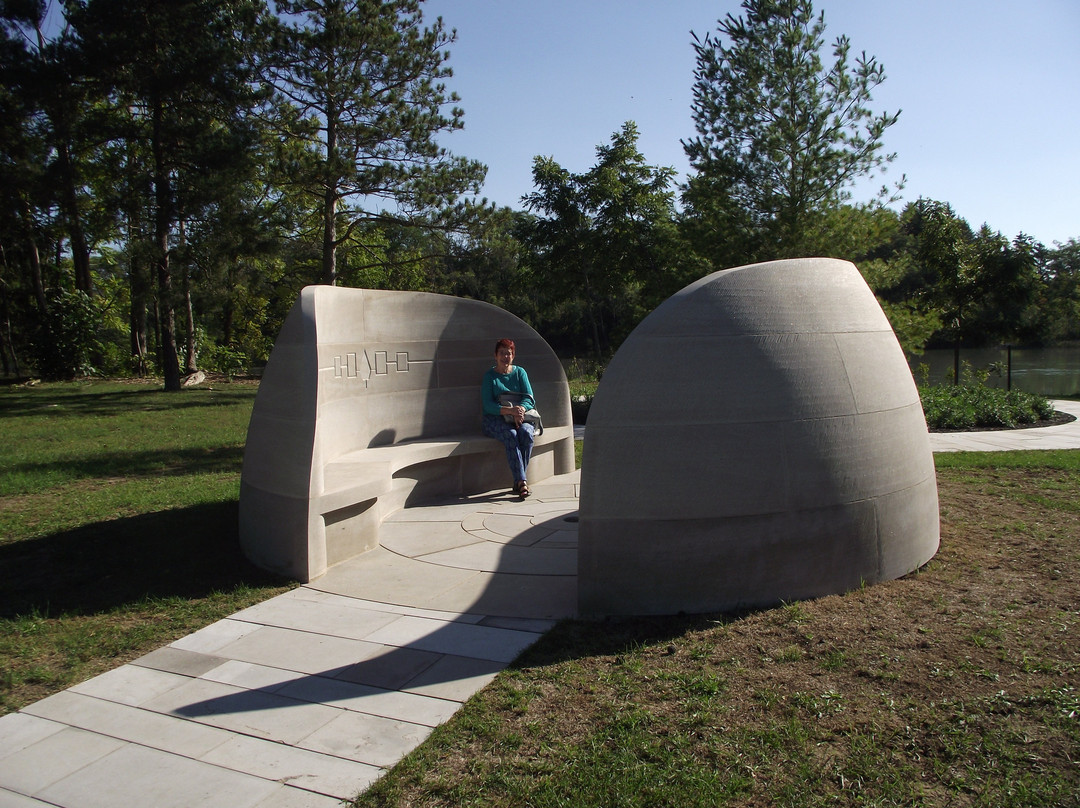 First Nations Peace Monument-Thorold必去景点