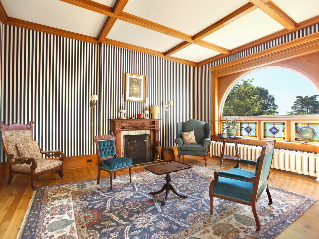 Markdale Manor Bed & Breakfast主图