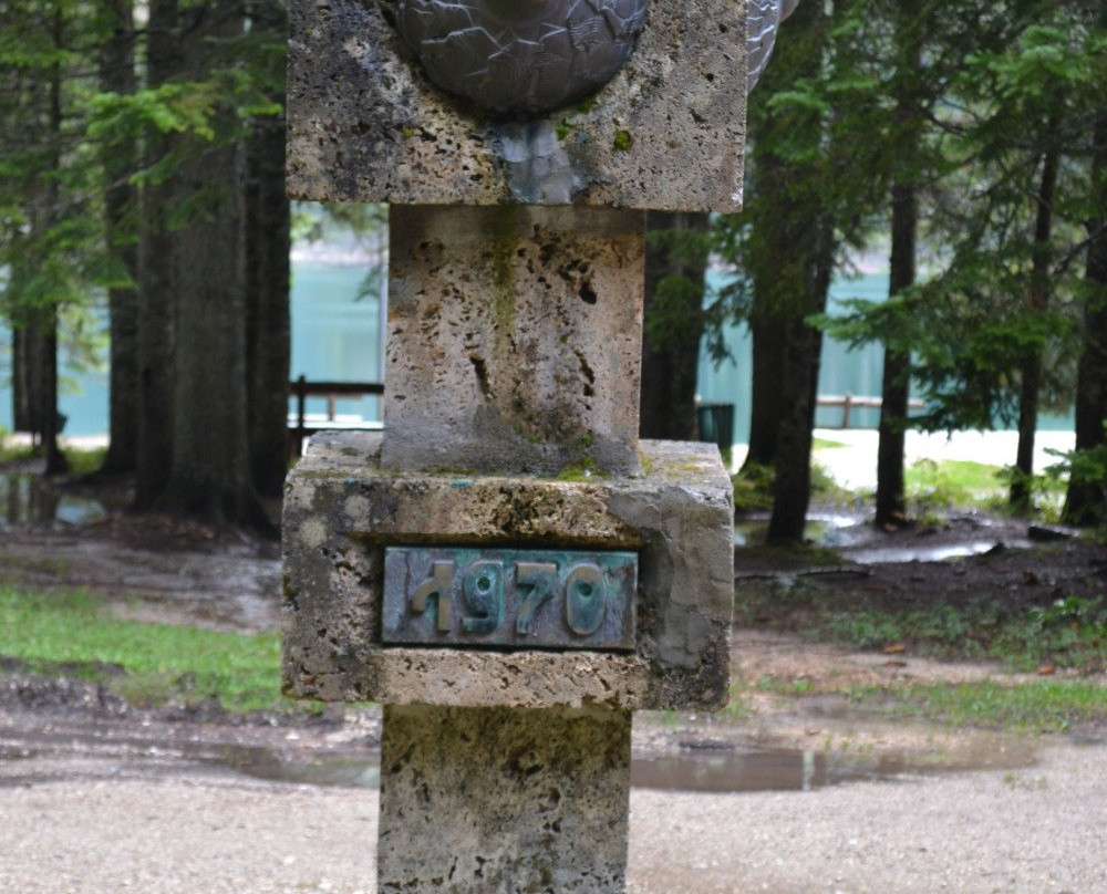 Monument to the Heroes and Partizans of World War II-Zabljak必去景点