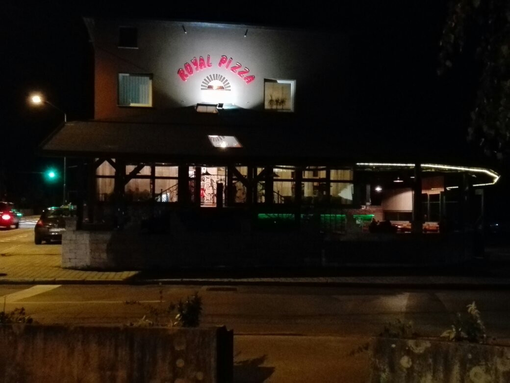 Royal Pizzerija