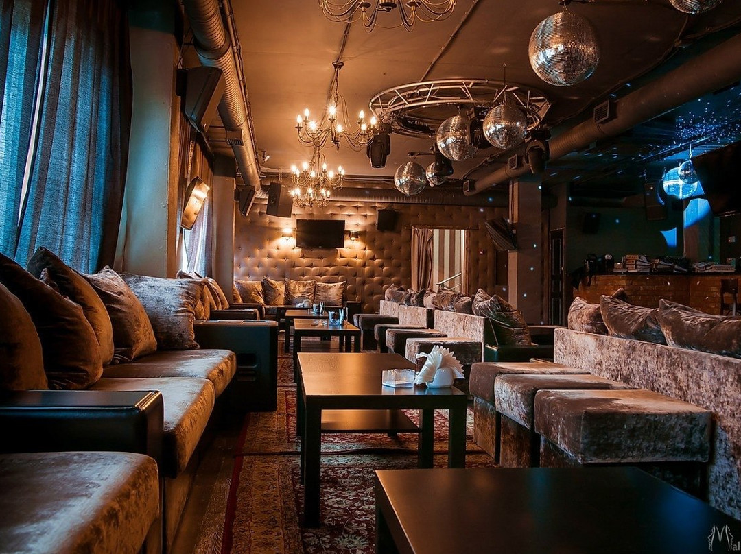 Bar & Karaoke Plehanov