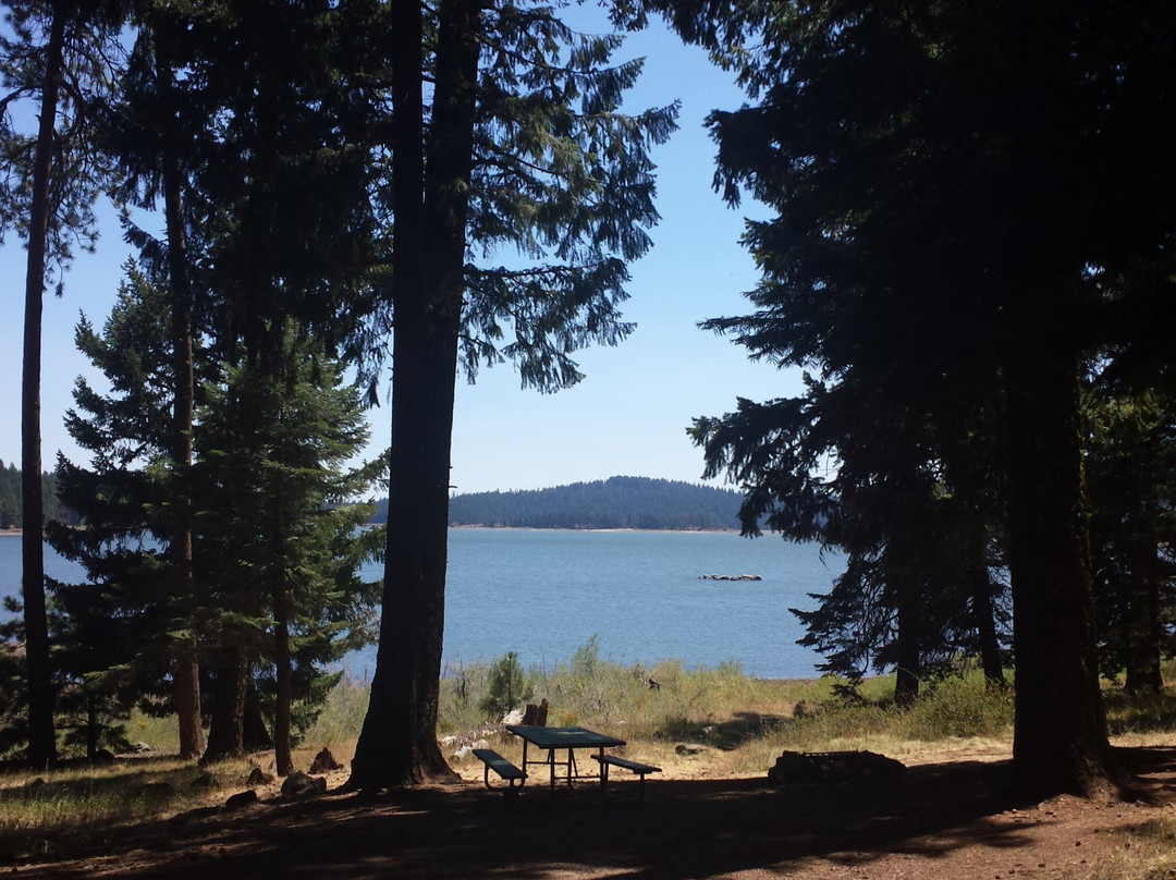 Howard Prairie Lake-梅德福必去景点