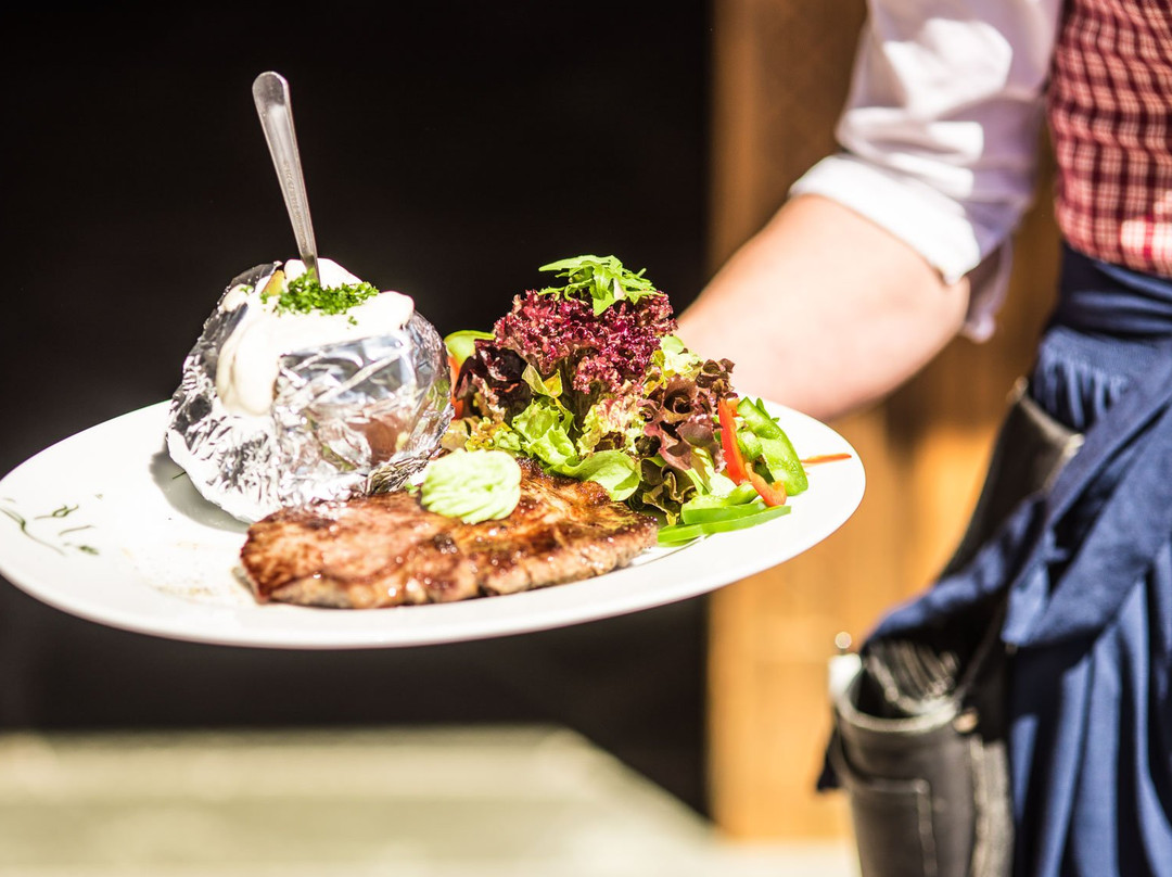 Marquartstein餐馆和美食-Cafe Restaurant Jagerwinkl