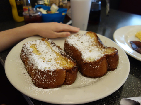 Douglasville餐馆和美食-Thumbs Up Diner