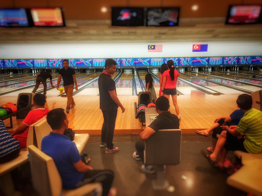 Ampang Superbowl Kluang Mall-居銮必去景点