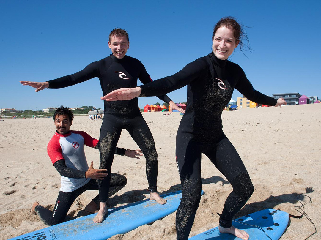 Surfing Porto景点图片