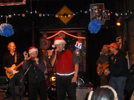 Times Change(d) High and Lonesome Club-温尼伯必去景点