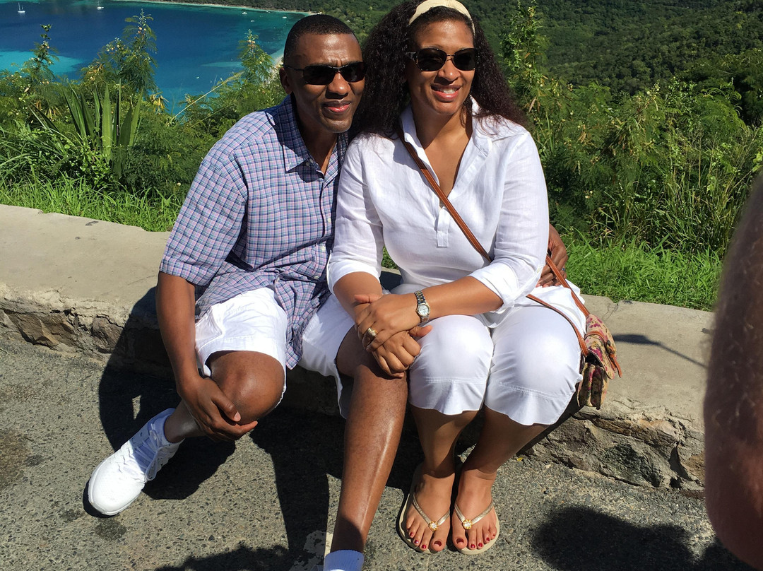 Marian's Taxi Service-夏洛特阿马利亚必去景点