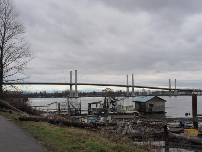 Golden Ears Bridge-匹特草原必去景点