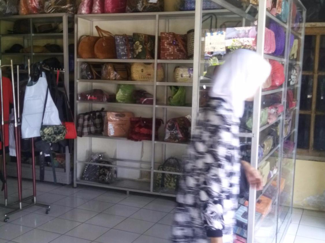 Leather Craft Tourists Center-日惹必去景点