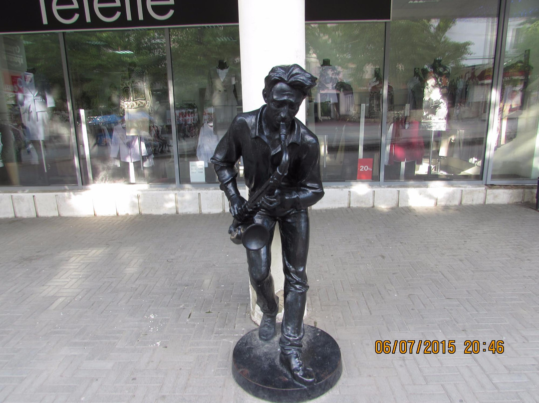 Saksofonist-车里雅宾斯克必去景点