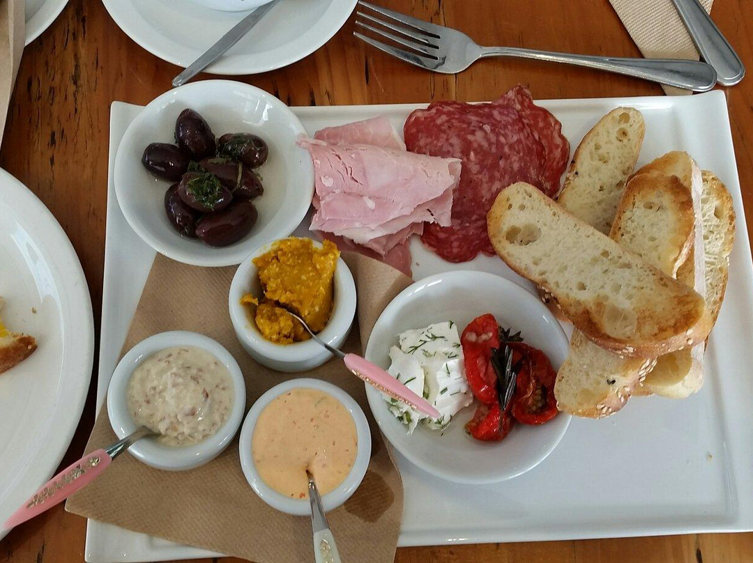 Food Smith Cafe & Pantry