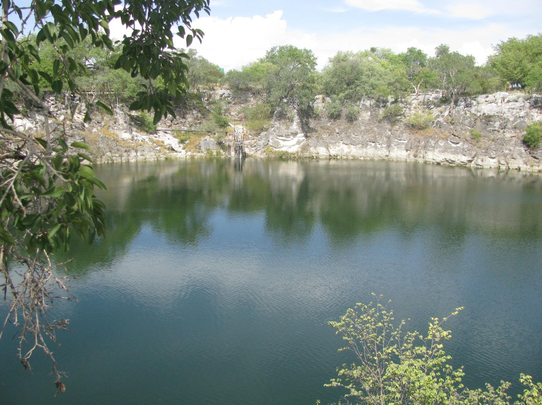 Otjikoto Lake-楚梅布必去景点