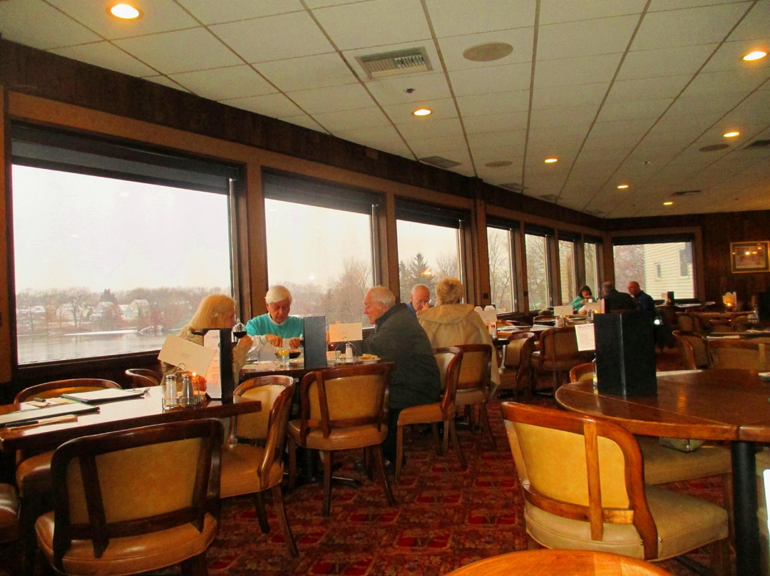 Twin Oaks Restaurant