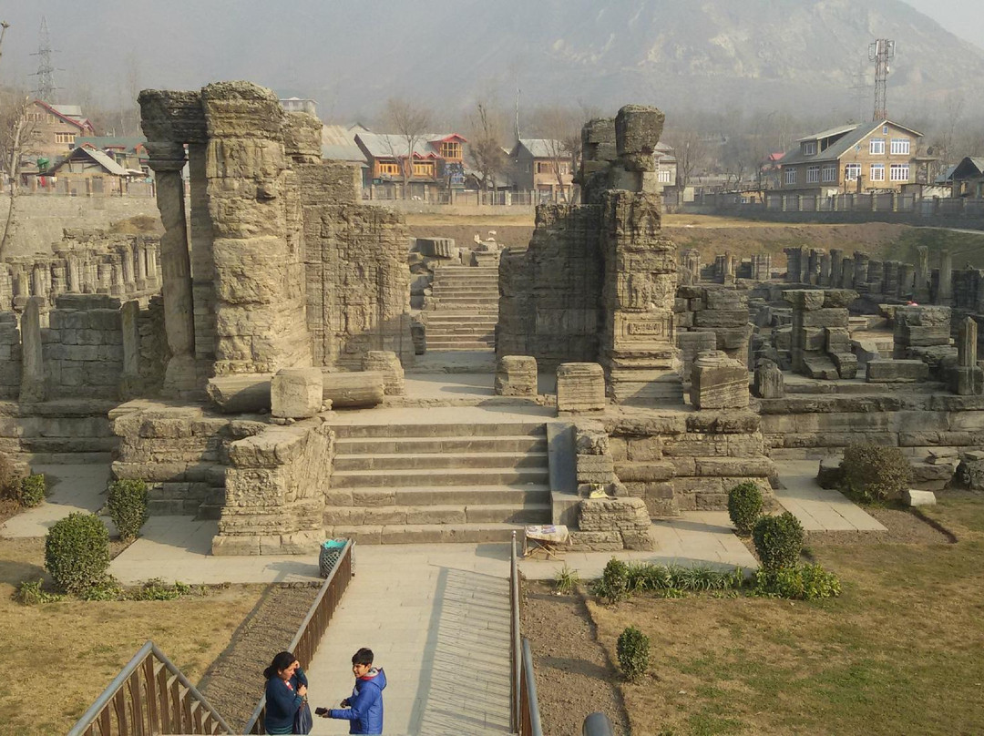Avantishwar Temple景点图片