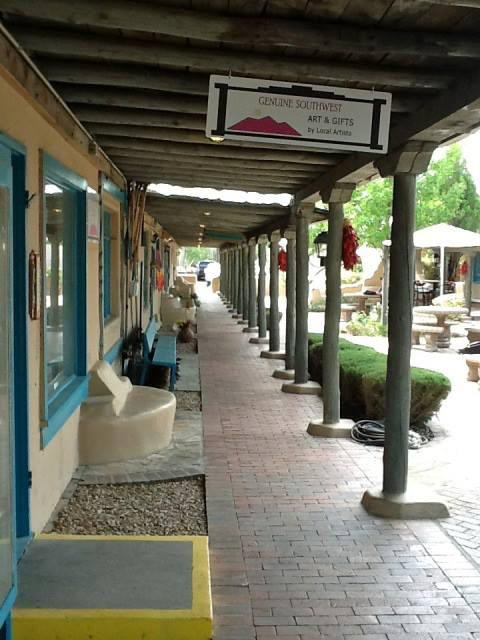 Genuine Southwest Art & Gifts-阿尔伯克基必去景点