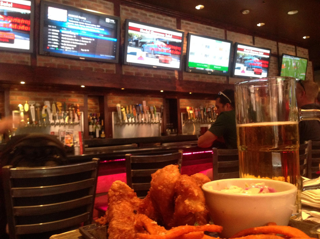 Fox & Hound - Huntersville, NC