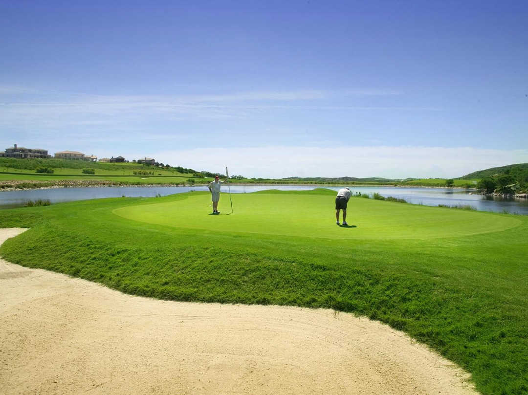 Almenara Golf Club景点图片
