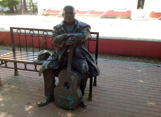 Mikhail Krug Monument-特维尔必去景点
