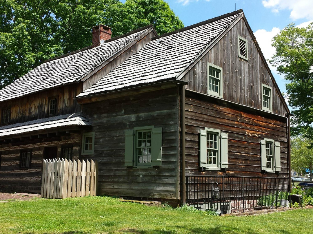 Morgan Log House-兰斯代尔必去景点