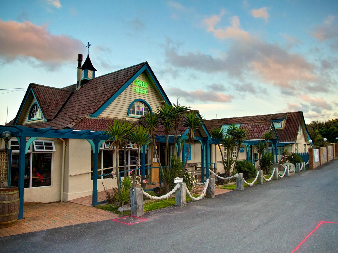 Byron's Resort