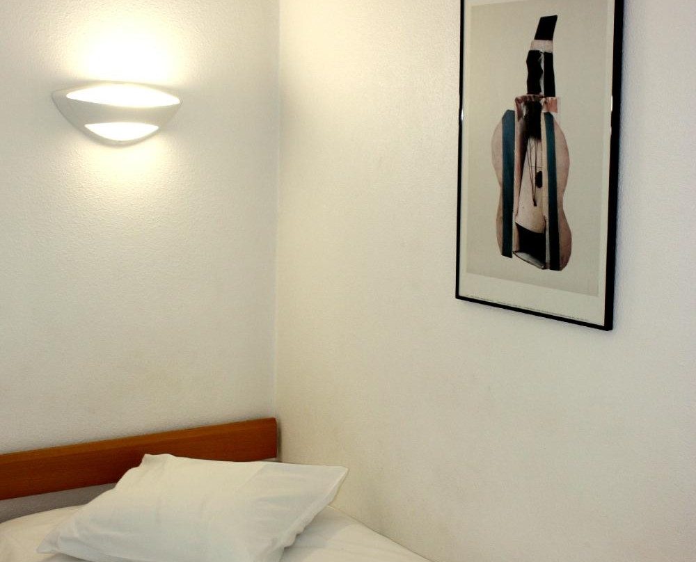 Hotel Centre Vallee Bleue主图
