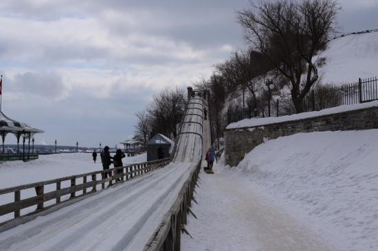 Terrasse Dufferin Slides-魁北克市必去景点