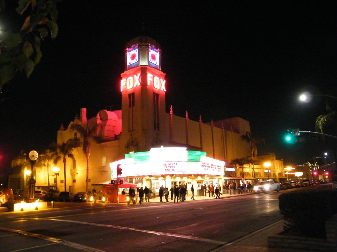 Fox Theater-贝克斯菲尔德必去景点