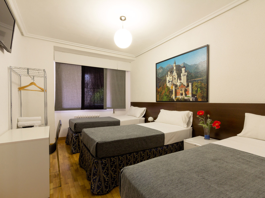 Lardero酒店住宿-金月桂膳食公寓