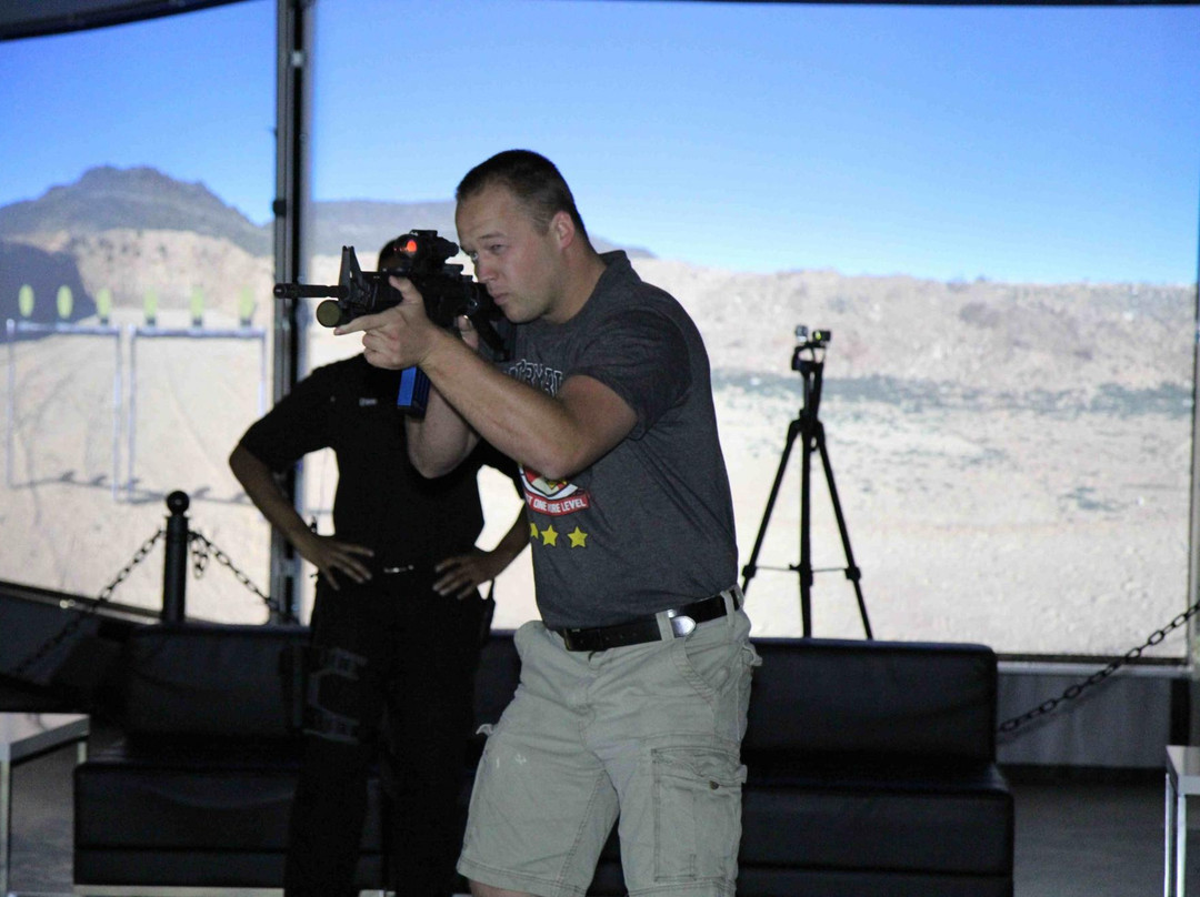 Artemis Defense Institute-莱克福里斯特必去景点