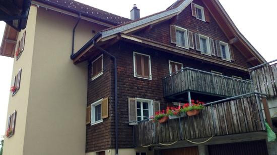 Beckenried酒店住宿-Mittel Bachli Bed and Breakfast