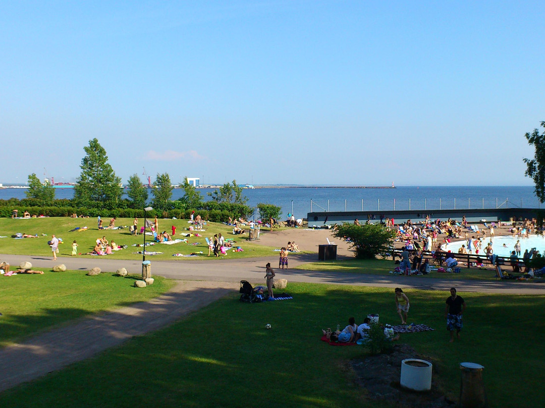 Tylösand旅游景点-Simstadion Brottet