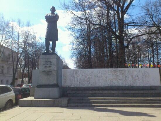 Nekrasov Monument-雅罗斯拉夫必去景点
