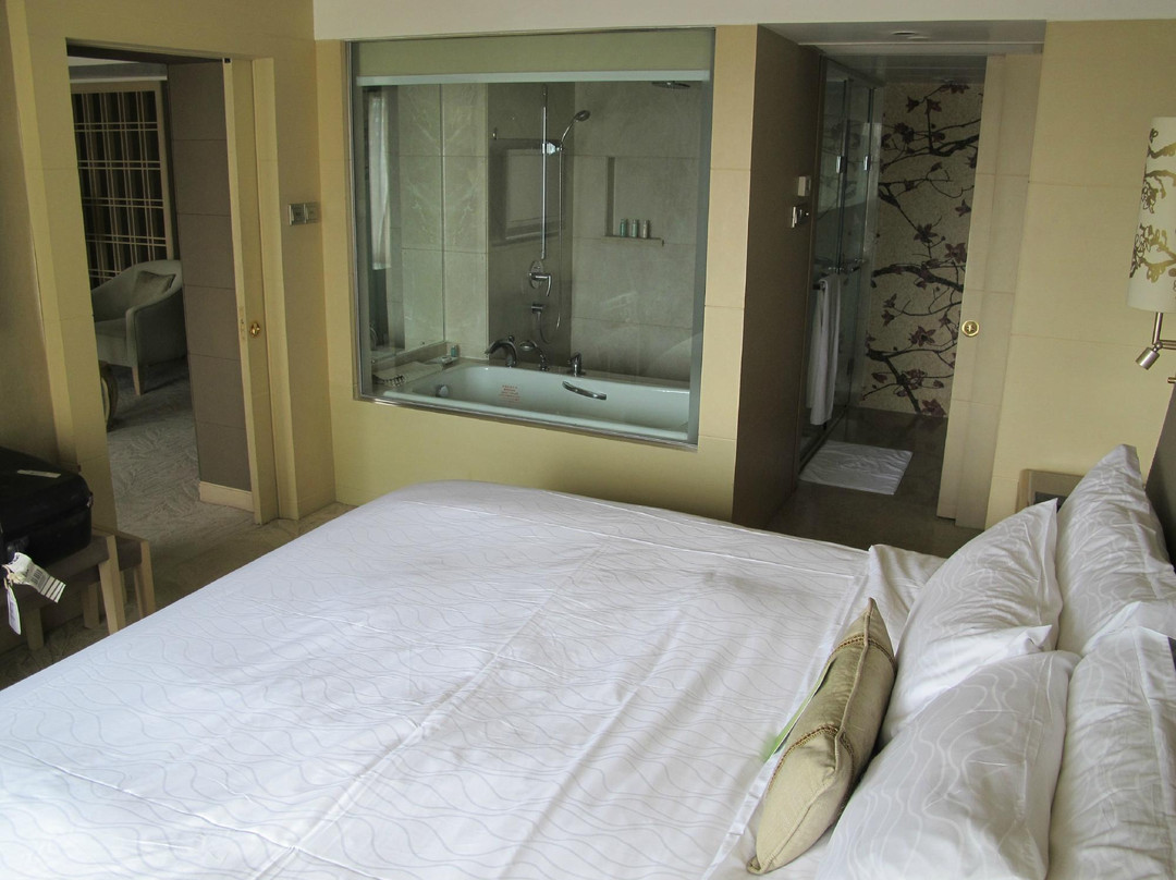 广州花园酒店主图