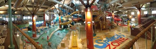 拍礁室内水上度假公园-伊利必去景点