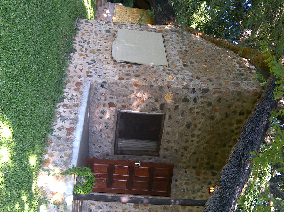 Sundowner Lodge