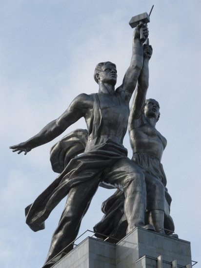Worker and Kolkhoz Woman-莫斯科必去景点
