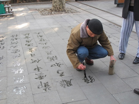 Untour上海美食游-上海市必去景点