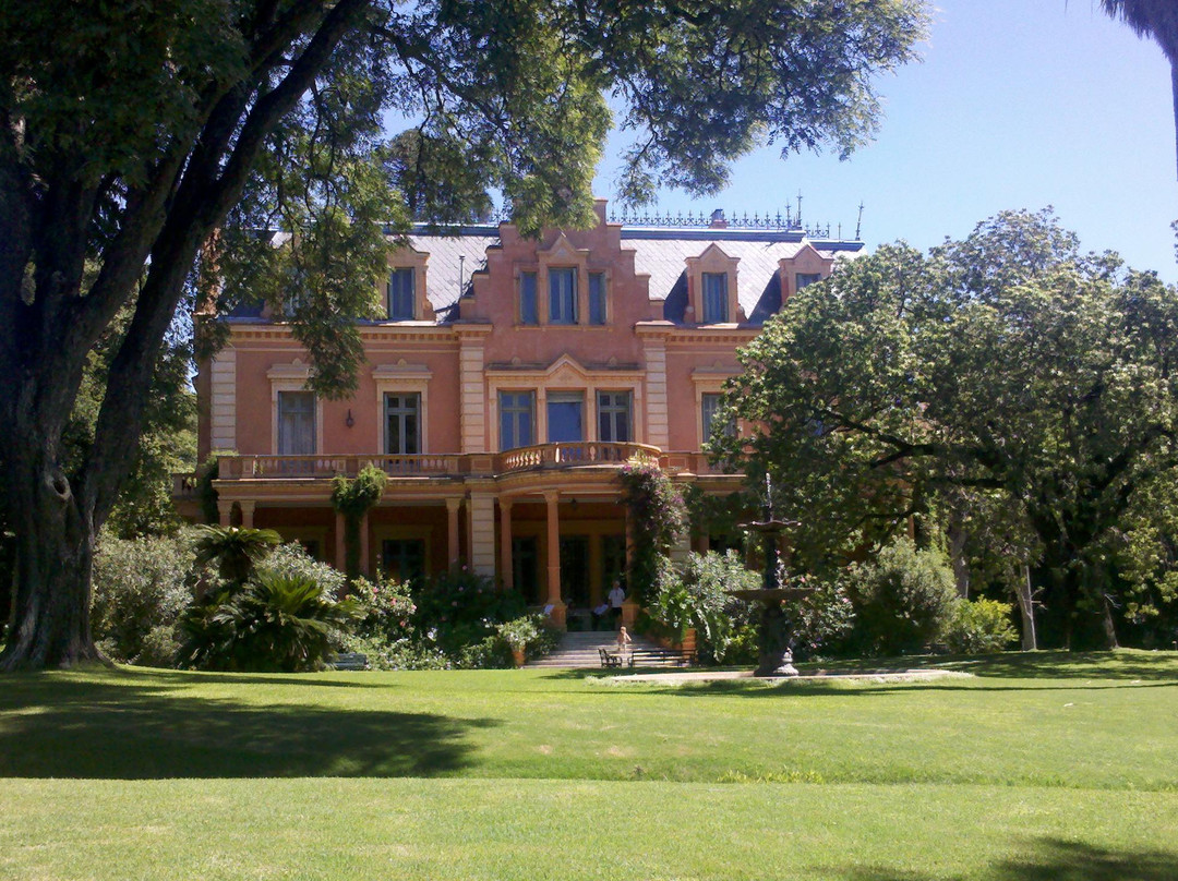 Villa Ocampo-圣伊西德罗必去景点