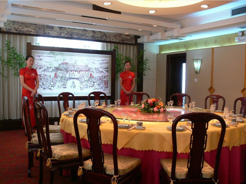 梁山杏花村大酒店主图