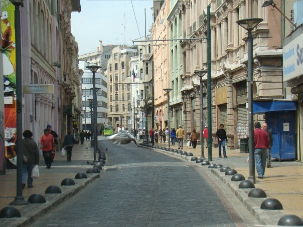 Valparaiso's Gate (La Puerta de Valparaiso)景点图片