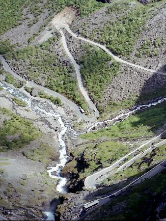 托罗尔斯第根山路（精灵之梯）-挪威西部必去景点